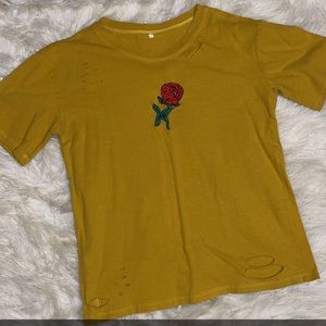 Size M. Yes the rips are supposed to be there, part of the design. Worn 1 time